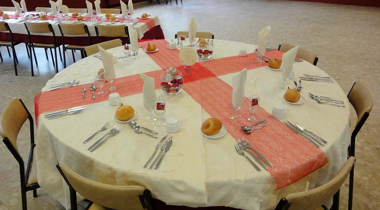 Hotel Restaurant La Grenouillere Vitre  Vitre (Ille-et-Vilaine)