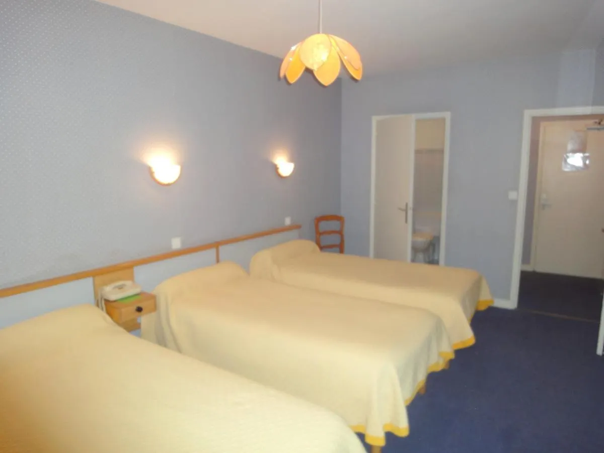 **  Hotel Restaurant La Grenouillere Vitre  France